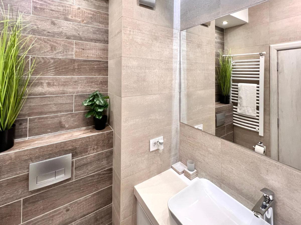 Vivio 2 Luxury Apartment Beograd Bagian luar foto